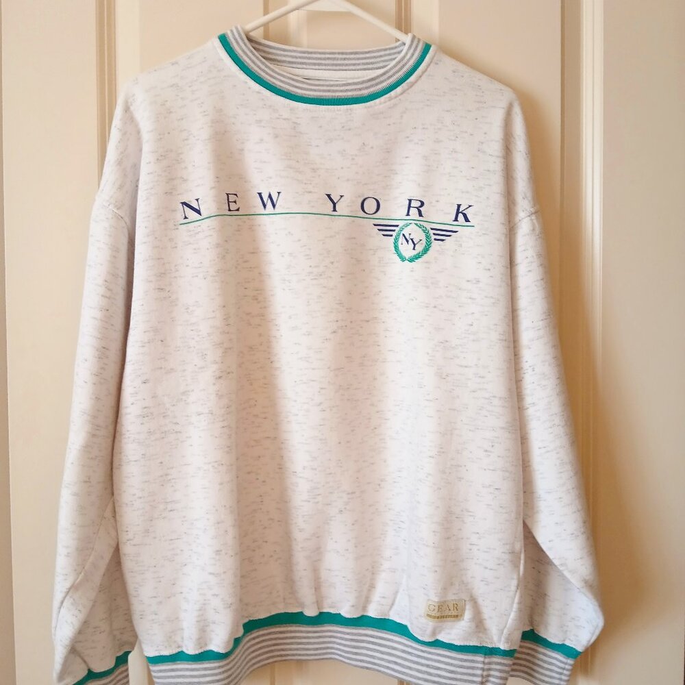 GEAR Sweatshirt, size Women's medium